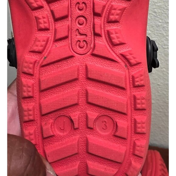 Crocs Disney Mickey Mouse Red Clog Slip on Shoes Fuzzy Lining Kids Size J 3 - Picture 8 of 8